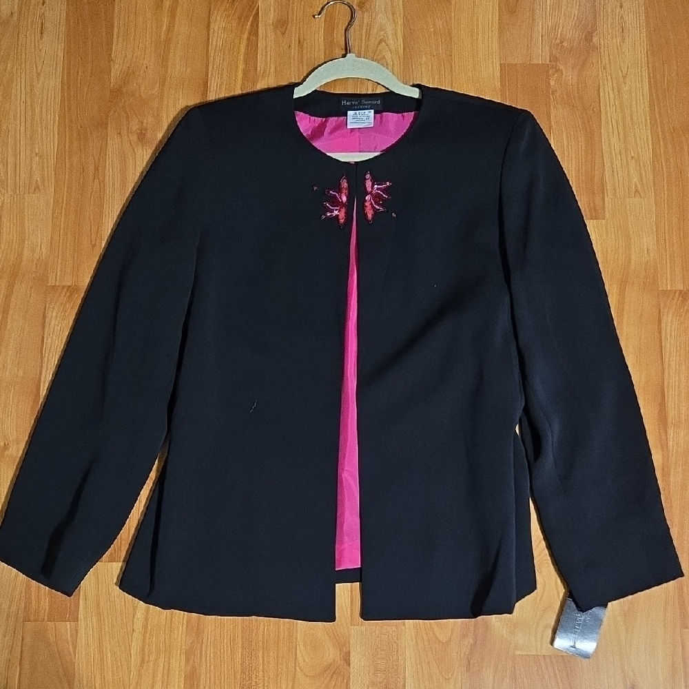 Harve Benard Black and Pink Blazer And Slacks with Modern Minimalist Design